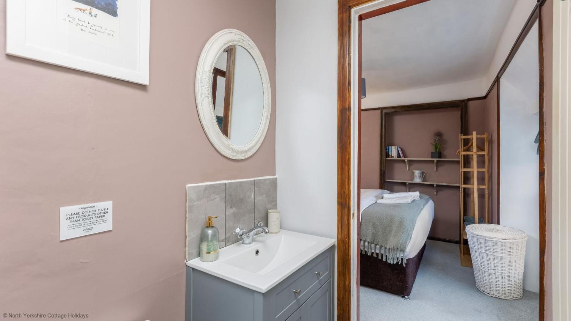 Stone Cottage In Picturesque North Yorkshire Village - Bull Dog Cottage Ampleforth 외부 사진