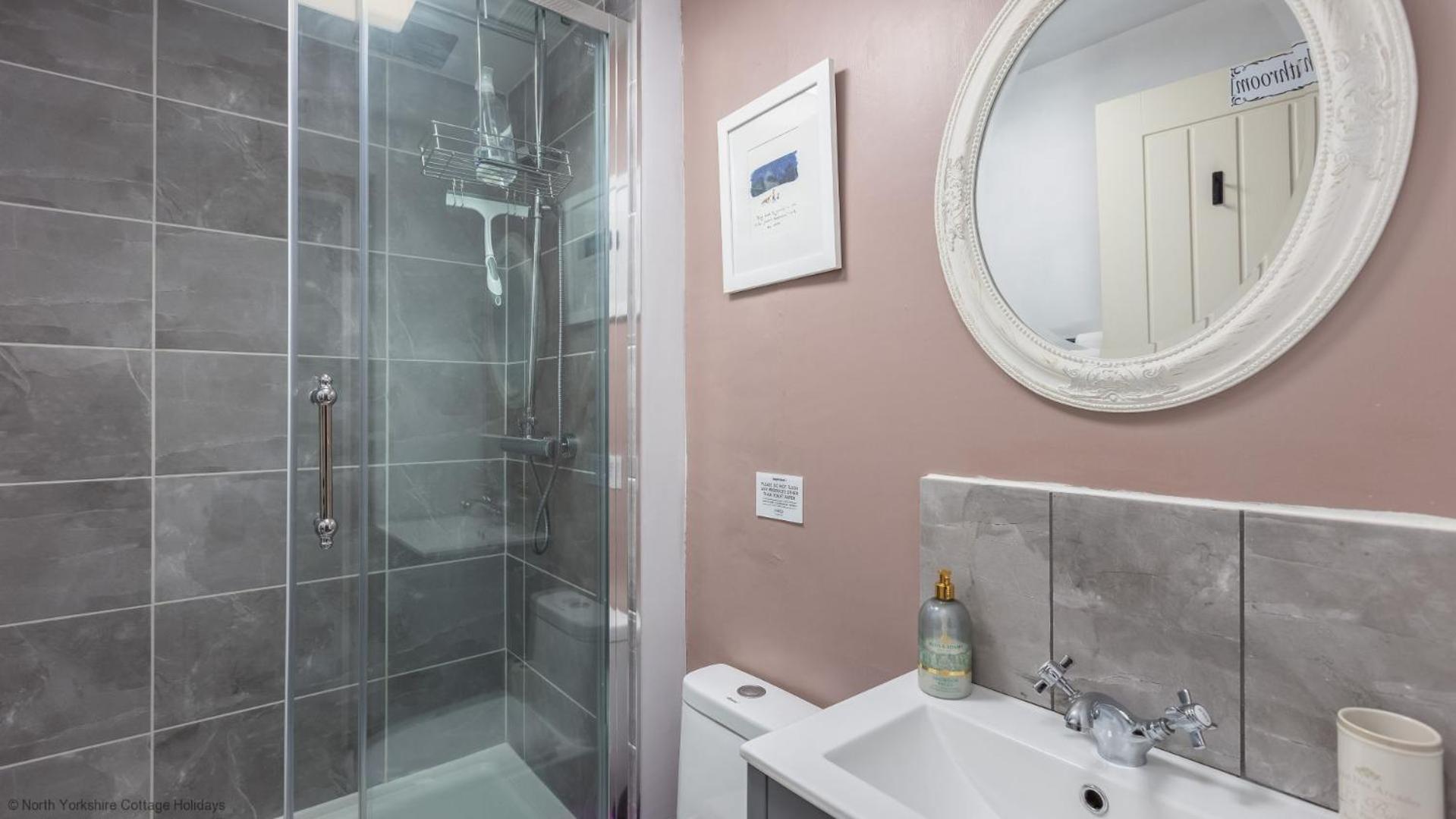Stone Cottage In Picturesque North Yorkshire Village - Bull Dog Cottage Ampleforth 외부 사진
